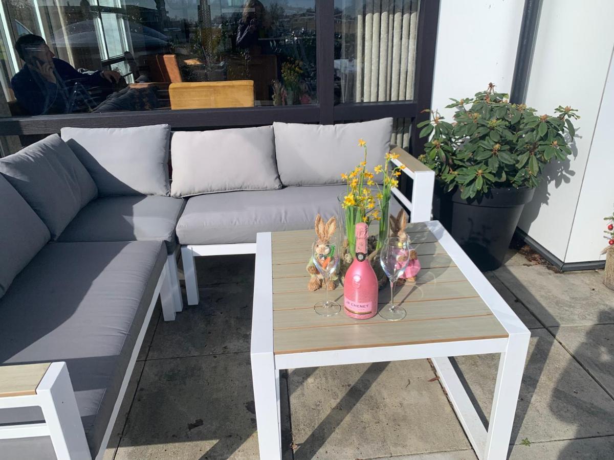 Luxus Chalet Hafenblick Lathum Bagian luar foto